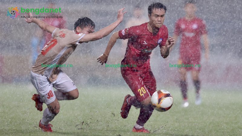 V-League là giải đấu thu hút sự quan tâm của nhiều người hâm mộ bóng đáV-League là giải đấu thu hút sự quan tâm của nhiều người hâm mộ bóng đá